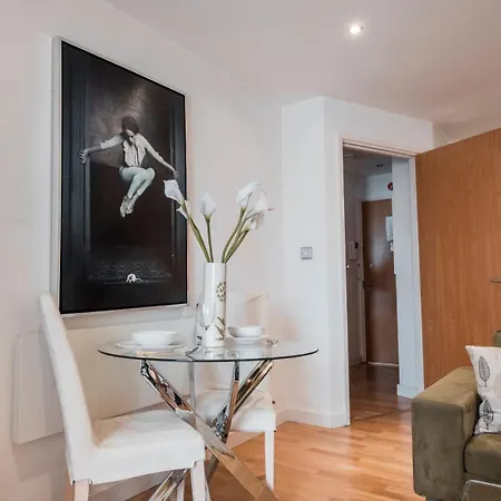 The Chambers, Riverside West * リーズ