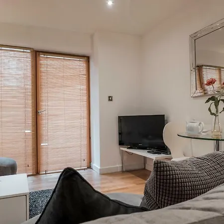 The Chambers, Riverside West * リーズ