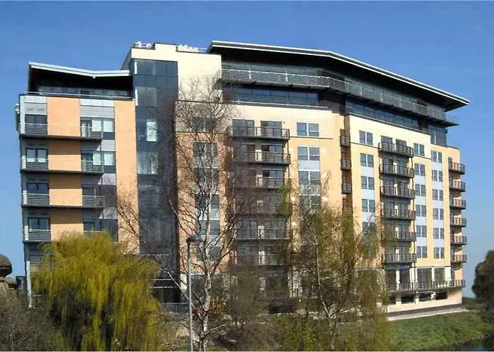 The Chambers, Riverside West Апартаменты *